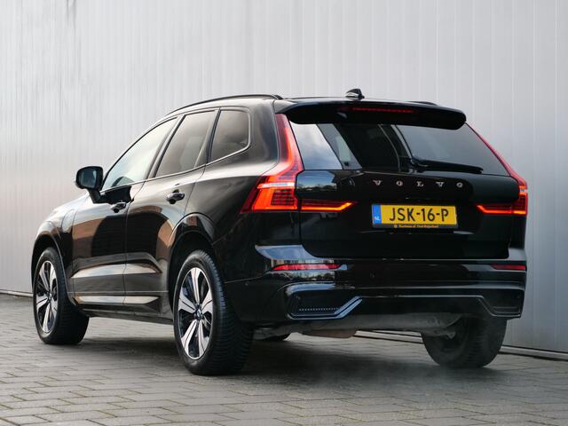 Volvo XC60 2.0 T6 Plug-in hybrid AWD Plus Dark 350 Pk Automaat Navi / Leer / Pano-dak / Apple Carplay / DAB / Stoelverwarming