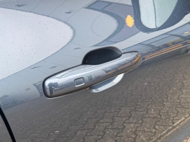 Volvo XC60 2.0 Recharge T6 AWD Inscription - Pan dak - leer - stoel/stuurv