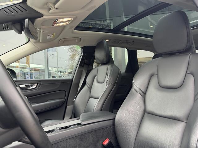 Volvo XC60 R Design Recharge Plug-In Hybrid AWD