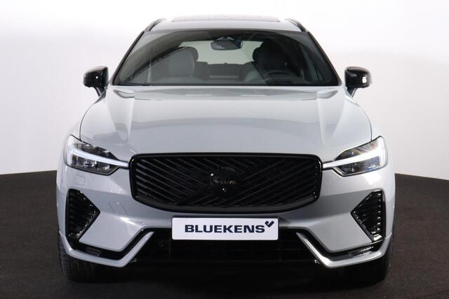 Volvo XC60 T8 Recharge AWD Ultra Black Edition - Panorama/schuifdak - IntelliSafe Assist & Surround - 360º Camera - Harman/Kardon audio - Adaptieve LED koplampen - Verwarmde voorstoelen, stuur & achterbank - Parkeersensoren voor & achter - Elektr. bedienb. voorstoel