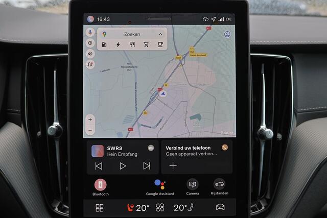 Volvo XC60 T8 Recharge AWD Ultra Black Edition - Panorama/schuifdak - IntelliSafe Assist & Surround - 360º Camera - Harman/Kardon audio - Adaptieve LED koplampen - Verwarmde voorstoelen, stuur & achterbank - Parkeersensoren voor & achter - Elektr. bedienb. voorstoel