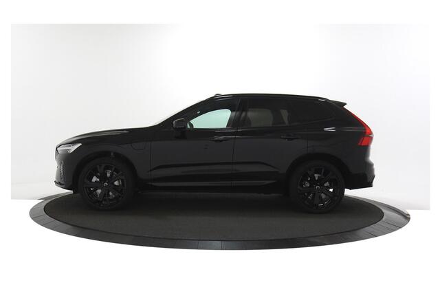 Volvo XC60 2.0 T8 Plug-in Hybrid AWD Plus Black Edition | PHEV | Panoramadak | Achteruitrijcamera | Harman Kardon Audio | Lichtmetalen Velgen 21 inch | Sportstoelen | Keyless Entry | Stuur- / Stoelverwarming | Keyless | Navigatie | Apple Carplay | Android Auto