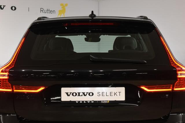 Volvo XC60 T6 350PK Automaat Plug-in Hybrid AWD Plus Black Edition/ Bowers & Wilkins / Navigatie / 360 Camera / Head-up Display / Panoramadak / Stoelverwarming v+a / Stuurverwarming / 21'' Velgen