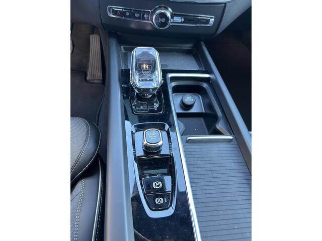 Volvo XC60 2.0 T6 Plug-in hybrid AWD Plus Black Edition