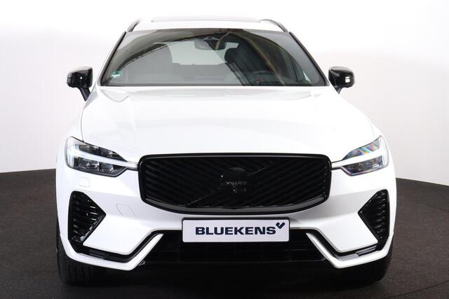 Volvo XC60 T8 Recharge AWD Plus Black Edition - Panorama/schuifdak - IntelliSafe Assist & Surround - 360º Camera - Harman/Kardon audio - Adaptieve LED koplampen - Verwarmde voorstoelen, stuur & achterbank - Parkeersensoren voor & achter - Elektr. bedienb. voorstoele