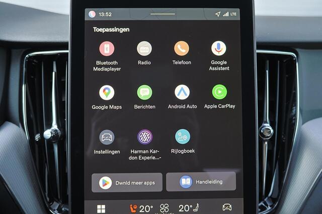 Volvo XC60 T8 Recharge AWD Plus Black Edition - Panorama/schuifdak - IntelliSafe Assist & Surround - 360º Camera - Harman/Kardon audio - Adaptieve LED koplampen - Verwarmde voorstoelen, stuur & achterbank - Parkeersensoren voor & achter - Elektr. bedienb. voorstoele