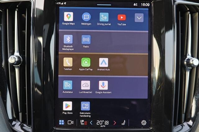 Volvo XC60 T6 Recharge AWD Plus Black Edition - Panorama/schuifdak - IntelliSafe Assist & Surround - 360º Camera - Harman/Kardon audio - Adaptieve LED koplampen - Verwarmde voorstoelen, stuur & achterbank - Parkeersensoren voor & achter - Draadloze tel. lader - Extr