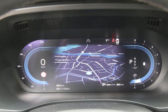 Volvo XC60 2.0 B4 Momen Bns