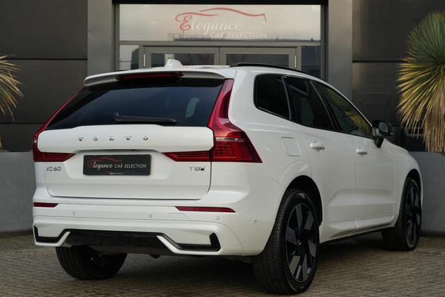 Volvo XC60 2.0 T8 Plug-in hybrid AWD Plus Dark 455pk Panoramadak/HarmanKardon/360Camera