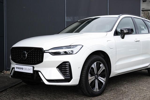 Volvo XC60 T6 Plug-in hybrid AWD Plus Dark | Trekhaak | Rondom zichtcamera | Verwarmbare voorstoelen+stuurwiel+achterbank | Premium audio by Harman Kardon | 19 inch Lichtmetalen velgen