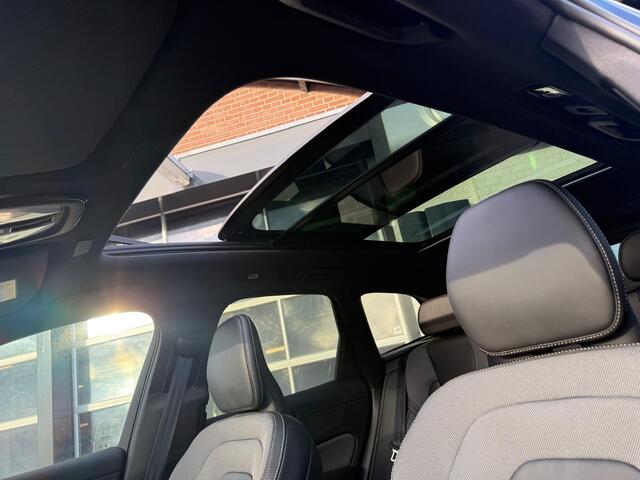 Volvo XC60 2.0 T6 Plug-in hybrid AWD Ultra Black Edition