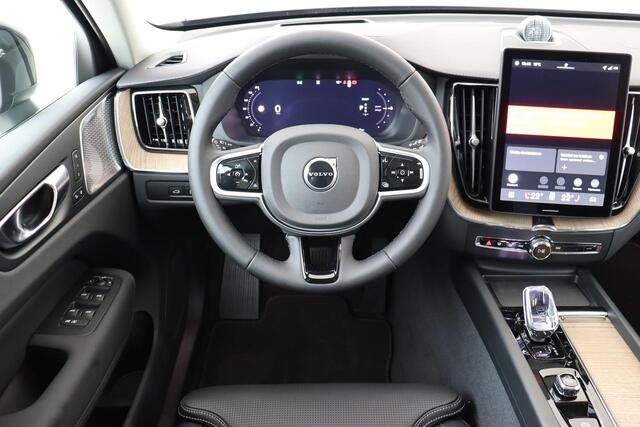 Volvo XC60 T6 PLUG-IN HYBRID AWD ULTRA EXECUTIVE ED. DARK *FULL OPTIONS!* -PANO.DAK|BOWERS&WILKINS|LUCHTVERING|GEVENT.LEDER+MASSAGE|360?8CAM|HEAD-UP DISP.|22"