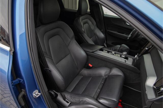 Volvo XC60 2.0 T8 Twin Engine AWD R-Design Pano, Leder