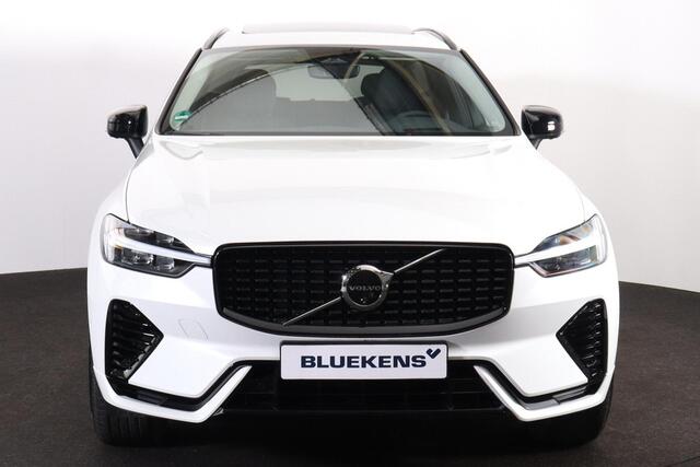 Volvo XC60 T6 Recharge AWD Plus Dark - Panorama/schuifdak - IntelliSafe Assist & Surround - 360º Camera - Verwarmde voorstoelen, stuur & achterbank - Parkeersensoren voor & achter - Elektr. bedienb. voorstoelen met geheugen - Head up display - Draadloze tel. lader -