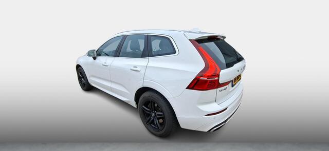 Volvo XC60 2.0 T5 AWD R-Design | Stoelverwarming V+A | Stuurverwarming | Adaptieve cruise | Standkachel | Volvo on Call | BLIS | Keyless entry/start | Apple carplay/android auto | 360° camera |