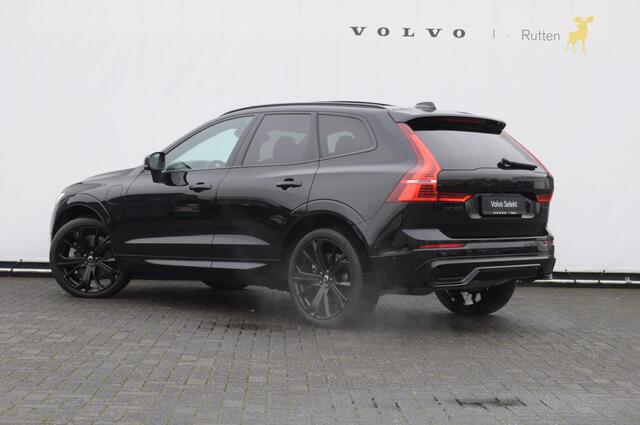 Volvo XC60 T6 350PK Automaat AWD Plus Black Edition Panoramadak/ Elektrisch bedienbare voorstoelen met geheugen/ Stoelverwarming/ Stuurverwarming/ Harman Kardon audio/ 360 Camera/