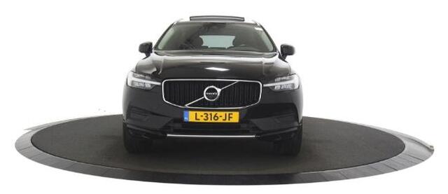 Volvo XC60 2.0 B5 Momentum Exclusive | Panoramadak | Head-Up Display | 360 Graden Camera | Lederen Bekleding | Lichtmetalen Velgen 19 inch | Harman Kardon Audio | Trekhaak | BLIS | Parkeersensoren