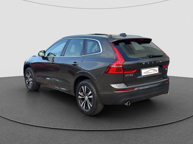 Volvo XC60 2.0 B5 Momentum Exclusive | Pano | Leder | 360* | H&K |