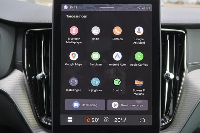 Volvo XC60 T6 Recharge AWD Ultra Black Edition - Luchtvering - Panorama/schuifdak - IntelliSafe Assist & Surround - 360º Camera - Bowers & Wilkins audio - Adaptieve LED koplampen - Verwarmde voorstoelen, stuur & achterbank - Parkeersensoren voor & achter - Elektr. b