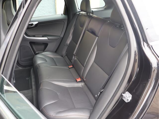 Volvo XC60 2.0 T5 FWD Polar+ Automaat | Pano | Xenon | Cam | Org. NL | Leder |