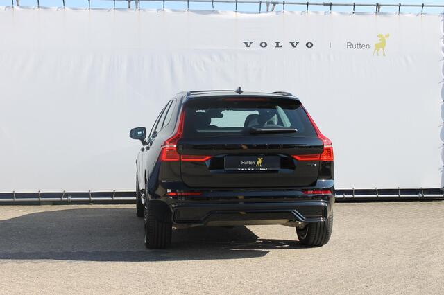 Volvo XC60 T8 455PK Automaat AWD Plus Black Edition Panoramisch schuif-kanteldak / Google infotainment / Adaptieve cruise control / 21" lichtmetalen velgen / Parkeersensoren voor en achter met camera