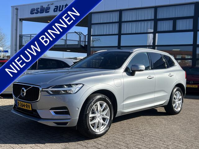 Volvo XC60 2.0 T8 390 pk AWD Momentum Navigatie Panoramdak Luchtvering Trekhaak Elek Stoel + Verwarming Pilot Assist Blis 360 Camera Head Up Carplay Getint Glas