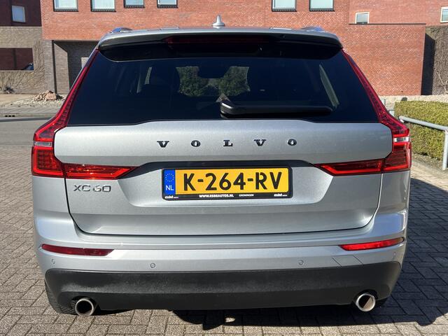 Volvo XC60 2.0 T8 390 pk AWD Momentum Navigatie Panoramdak Luchtvering Trekhaak Elek Stoel + Verwarming Pilot Assist Blis 360 Camera Head Up Carplay Getint Glas