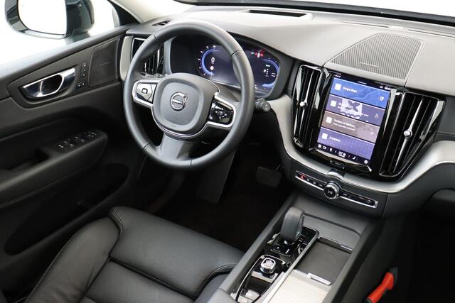 Volvo XC60 T8 PLUG-IN HYBRID AWD ULTRA DARK [MY25] -PANO.DAK|HARMAN/KARDON|LUCHTVERING|TREKHAAK|360°CAM|POWER-SEATS|HEAD-UP DISP.|21"