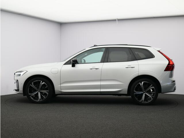 Volvo XC60 T6 AWD Plug-in hybrid Ultra Dark / Head up displ. / Harman Kardon / Stoel+stuur+achterbankverwarming