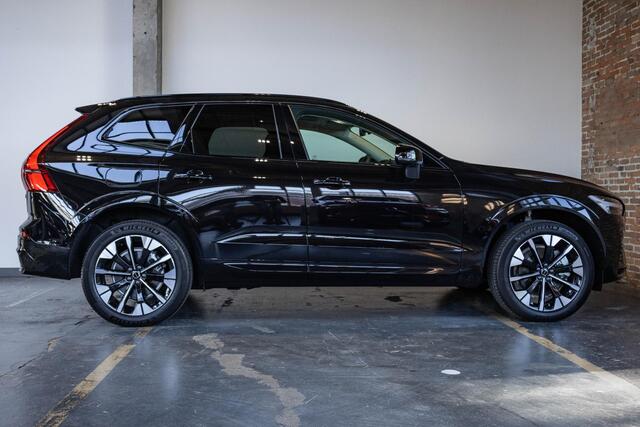 Volvo XC60 T6 Plug-in hybrid AWD Ultra Dark | Adaptive Cruise & Pilot Assist | Premium Harman/Kardon Audio | 360 Camera | 20" Velgen | Schuif-/kanteldak | Stoel & Stuurverwarming | Power Seats incl. Memory | Panoramisch Schuif-/kanteldak | Verwarmbare Buitenste Zitt