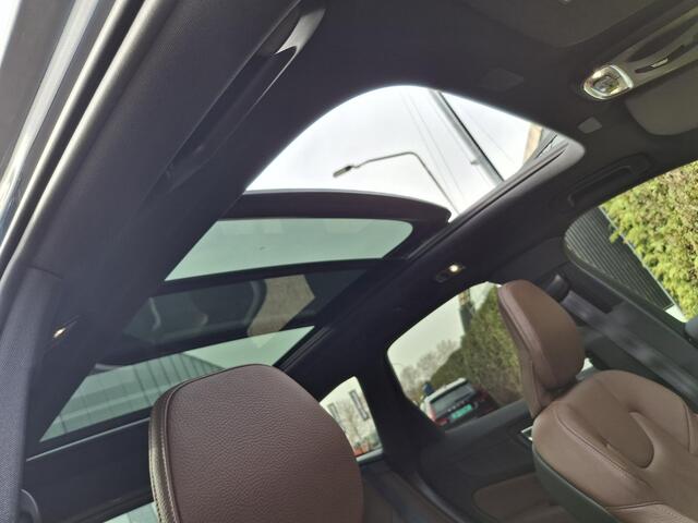 Volvo XC60 Recharge T8 AWD Inscription | Trekhaak | H&K Audio | All-season banden | Elektr. best. stoel