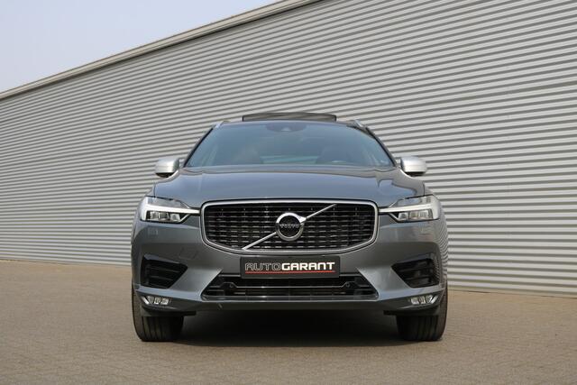 Volvo XC60 2.0 T5 AWD R-Design 251PK (Panoramadak Navi/Camera Full-led Standkachel Trekhaak 19InchLMV PrivacyGlass)