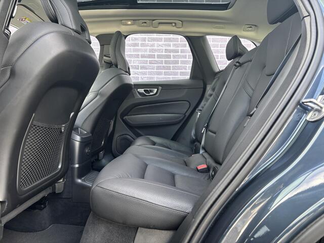 Volvo XC60 2.0 T6 Plug-in hybrid AWD Plus Dark | Schuif/kantel panoramadak | Keyless entry/start | Long Range | Memory | Standkachel |