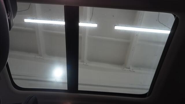 Volvo XC60 2.0 T8 RECHARGE AWD Plus Bright (355kW / 455pk) ** LED, NAVI+, LEDER, MEM, ACC, 19-inch LMV ** 1e EIG - UNFALLFREI ** ** INFORMEER OOK NAAR ONZE AANTREKKELIJKE FINANCIAL-LEASE TARIEVEN **