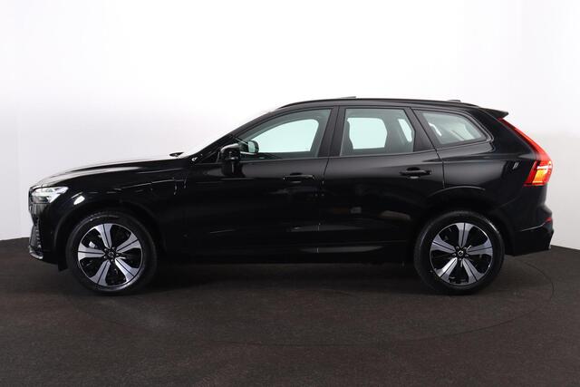 Volvo XC60 T6 Recharge AWD Plus Dark - Panorama/schuifdak - IntelliSafe Assist & Surround - 360º Camera - Verwarmde voorstoelen, stuur & achterbank - Parkeersensoren voor & achter - Elektr. bedienb. voorstoelen met geheugen - Draadloze tel. lader - Elektr. inklapbar