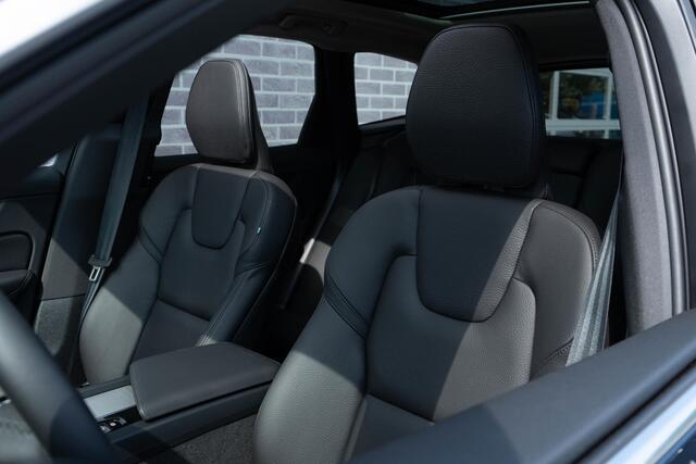 Volvo XC60 T6 Plug-in hybrid AWD Plus Bright | Luchtvering | Trekhaak 2250 kg | 360° Camera | Harman Kardon Audio | Full-LED Koplampen | Elektrisch Verstelbare Voorstoelen | Stoel-/Stuurverwarming |