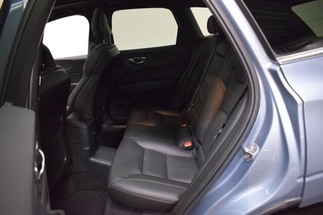 Volvo XC60 T8 408pk AUT8 Twin Engine AWD Inscription Luchtvering/ Trekhaak 2100kg/ Adapt. Cruise/ Pano/ Stoelverw v+a/ enz...