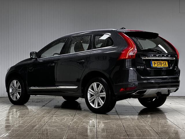 Volvo XC60 2.0 T5 Polar+/ 245pk!/ 18'' LMV/ Camera/ Leder/ Elek. kofferklep/ Bi-Xenon/ PDC V+A/ Stoelverw./ Elek. Stoel(en) + Memory/ Navi/ Bluetooth/ Multi. LEDER. Stuur/ Chroom/ Dakrails.