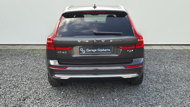 Volvo XC60 2.0 T6 Phev AWD Ultra Bright Panorama Dak - 20" Wielen - Bowers &Wilkins Audio - 360 Cam - Alarm - Climate - Privacy Glass - RC20 Interieur - Power seats met memory - Full led koplampen -Donkere hemel - Massage stoelen