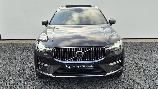 Volvo XC60 2.0 T6 Phev AWD Ultra Bright Panorama Dak - 20" Wielen - Bowers &Wilkins Audio - 360 Cam - Alarm - Climate - Privacy Glass - RC20 Interieur - Power seats met memory - Full led koplampen -Donkere hemel - Massage stoelen