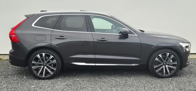 Volvo XC60 2.0 T6 Phev AWD Ultra Bright Luchtvering - 21" Wielen - Panorama dak - Lighting -Head up - Bowers &Wilkins Audio - 360 Cam - Alarm - Climate - Privacy Glass - RC20 Interieur - Power seats met memory - Full led koplampen -Donkere hemel - Geluidsisolerend