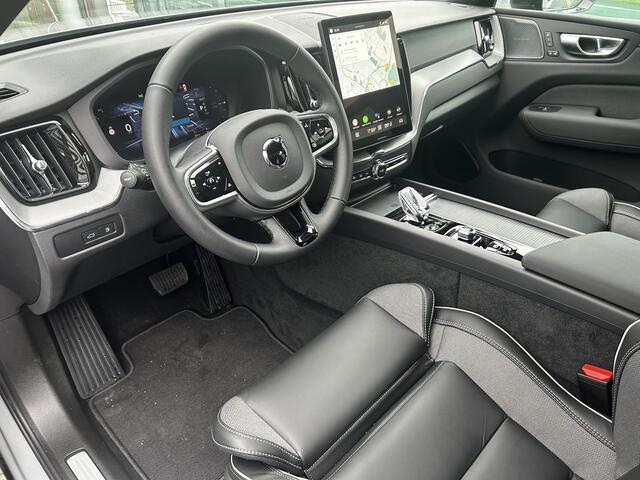 Volvo XC60 2.0 T8 Plug-in hybrid AWD Plus Black Edition Automaat, 360Gr. parkeer Camera, Premium sound Harman-Kardon, electr. verstelbare stoelen voor, Verwarmde stoelen, Verwarmd stuurwiel, 21 inch velgen