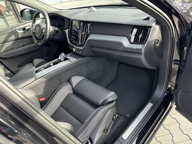 Volvo XC60 2.0 T6 Plug-in hybrid AWD Ultra Black Edition B&W|360|ACC|standkachel
