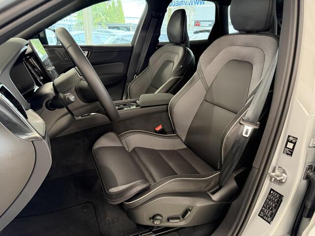 Volvo XC60 2.0 T6 Plug-in hybrid AWD Ultra Black Edition Facelift | Pano | 360 Camera | Leer | Winterpakket | Harman Kardon ( Vestiging - Nieuwegein )