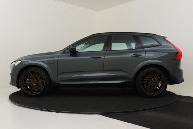 Volvo XC60 T6 PLUG-IN HYBRID AWD ULTRA DARK *HEICO SPECIAL BY VOLVO NIHAM!* -PANO.DAK|BOWERS&WILKINS|LUCHTVERING|GEVENT.LEDER+MASSAGE|HEAD-UP DISP.|VOSSEN|SELEC.LEVEL|HEICO.BODYKIT&UITLAAT