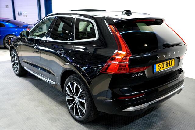 Volvo XC60 2.0 T6 AWD 293kW/399pk Aut8 Ultimate Bright PANORAMADAK + HARMAN/KARDON + PILOT ASSIST + EL.TREKHAAK + GOOGLE MAPS&SERVICES + 360 CAMERA + KEYLESS ENTRY&GO + LANE ASSIST + MATRIX LED + STOEL-&STUURVERWARMING + PARKSENSOREN V&A + 20" LM-VELGEN!!