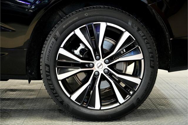 Volvo XC60 2.0 T6 AWD 293kW/399pk Aut8 Ultimate Bright PANORAMADAK + HARMAN/KARDON + PILOT ASSIST + EL.TREKHAAK + GOOGLE MAPS&SERVICES + 360 CAMERA + KEYLESS ENTRY&GO + LANE ASSIST + MATRIX LED + STOEL-&STUURVERWARMING + PARKSENSOREN V&A + 20" LM-VELGEN!!