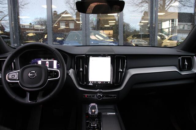 Volvo XC60 2.0 Recharge T8 AWD Plus Black Edition 360/HarmanKardon/Leder/Panoramadak/21inch