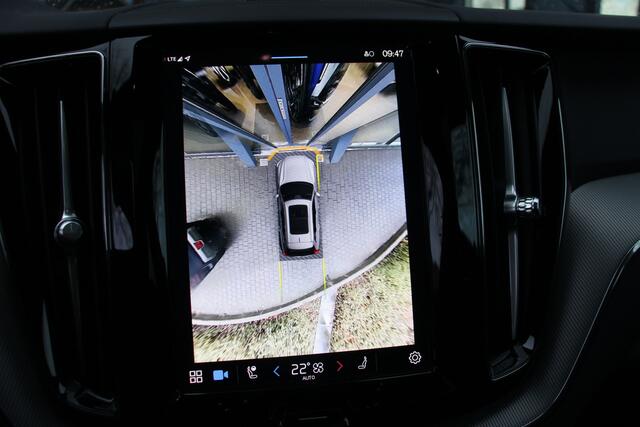 Volvo XC60 2.0 Recharge T8 AWD Plus Black Edition 360/HarmanKardon/Leder/Panoramadak/21inch