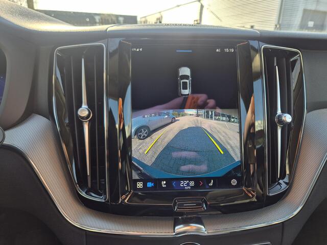 Volvo XC60 2.0 T6 Plug-in hybrid AWD Plus Dark LongRange/HarmanKardon/Leder etc.